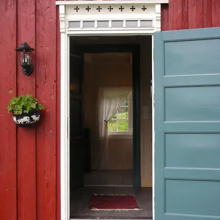 Staurheim Gard Holiday home